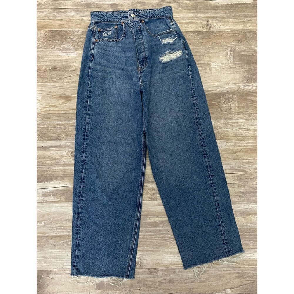 American Eagle Foldover Super High Rise Jeans Cropped Distressed Women’s Sz 2